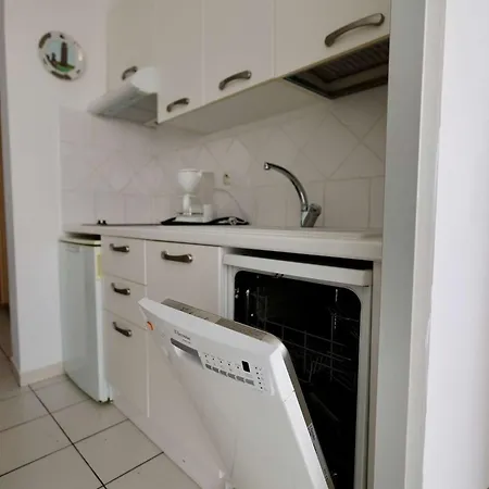 Studio Heliopolis D 51 By Agn- 4 Personnes